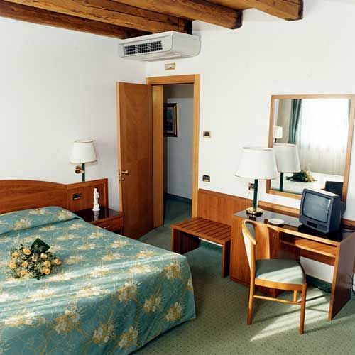 Hotel Villa Altura Ospedaletto Euganeo Ngoại thất bức ảnh